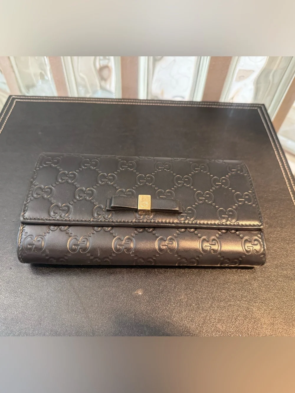 Gucci Black Guccissima Leather Bow Flap Continental Wallet. EUC.